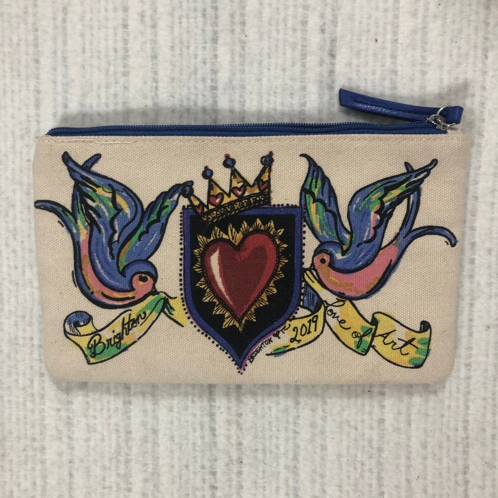 Brighton Love of Art‎ 2019 Canvas Pouch Tattoo Heart Swallows Makeup Bag Cream